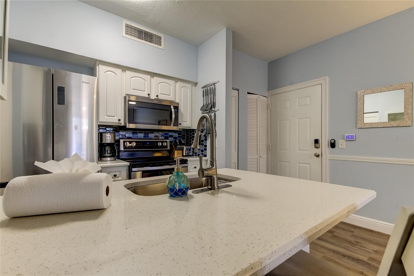 Image 19 of 32 For 10764 70th Avenue 2110