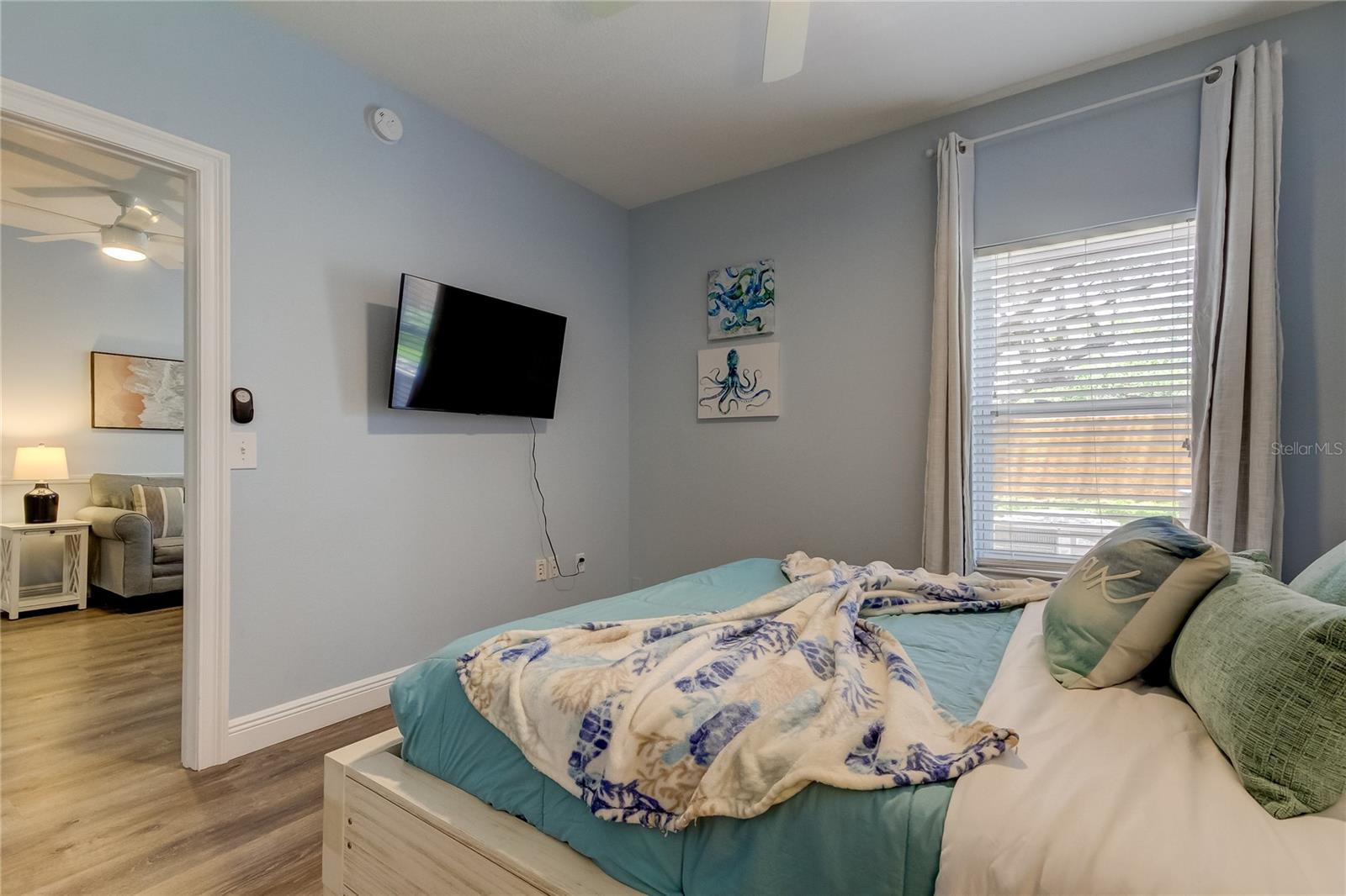 Image 25 of 32 For 10764 70th Avenue 2110