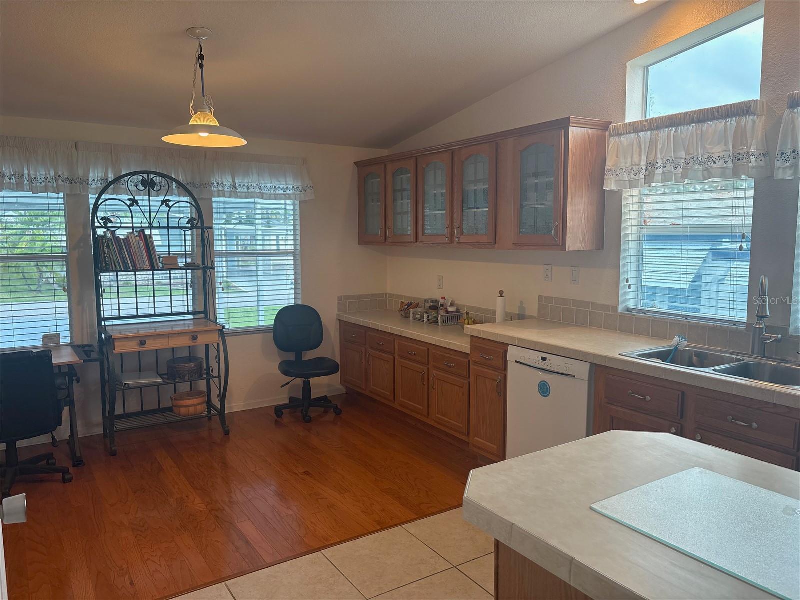 Image 12 of 53 For 409 Dreama Drive