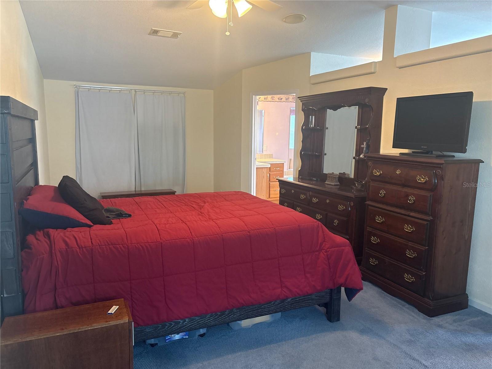 Image 23 of 53 For 409 Dreama Drive