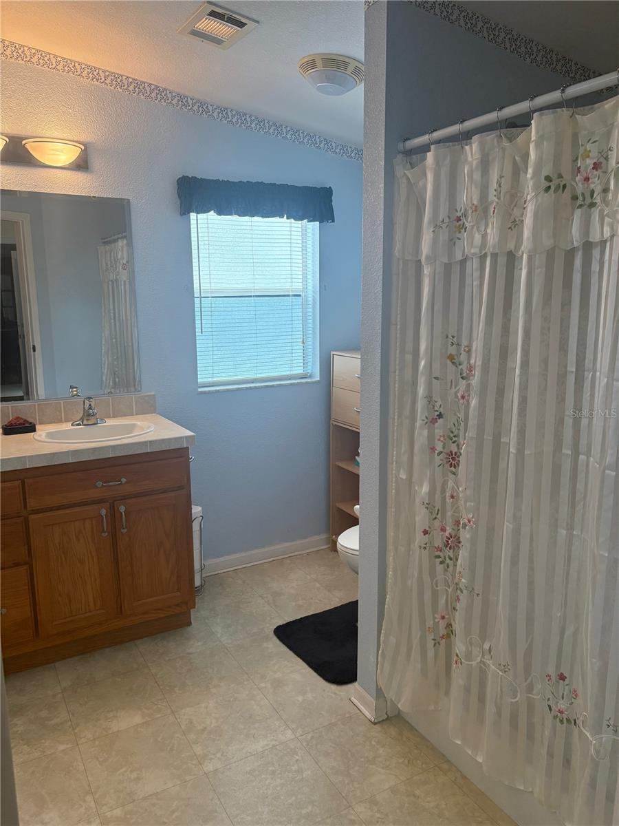 Image 24 of 53 For 409 Dreama Drive