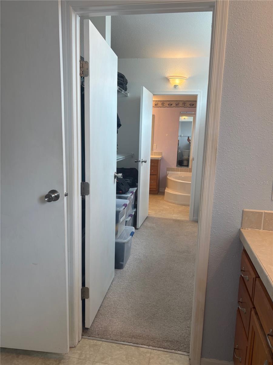 Image 27 of 53 For 409 Dreama Drive