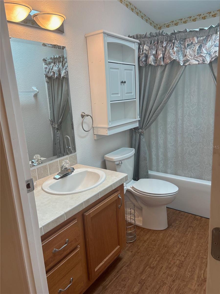 Image 39 of 53 For 409 Dreama Drive