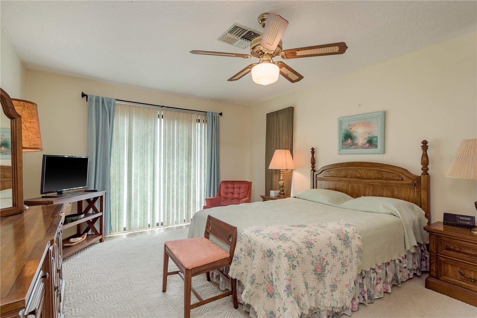 Image 13 of 26 For 7320 Hatteras Drive