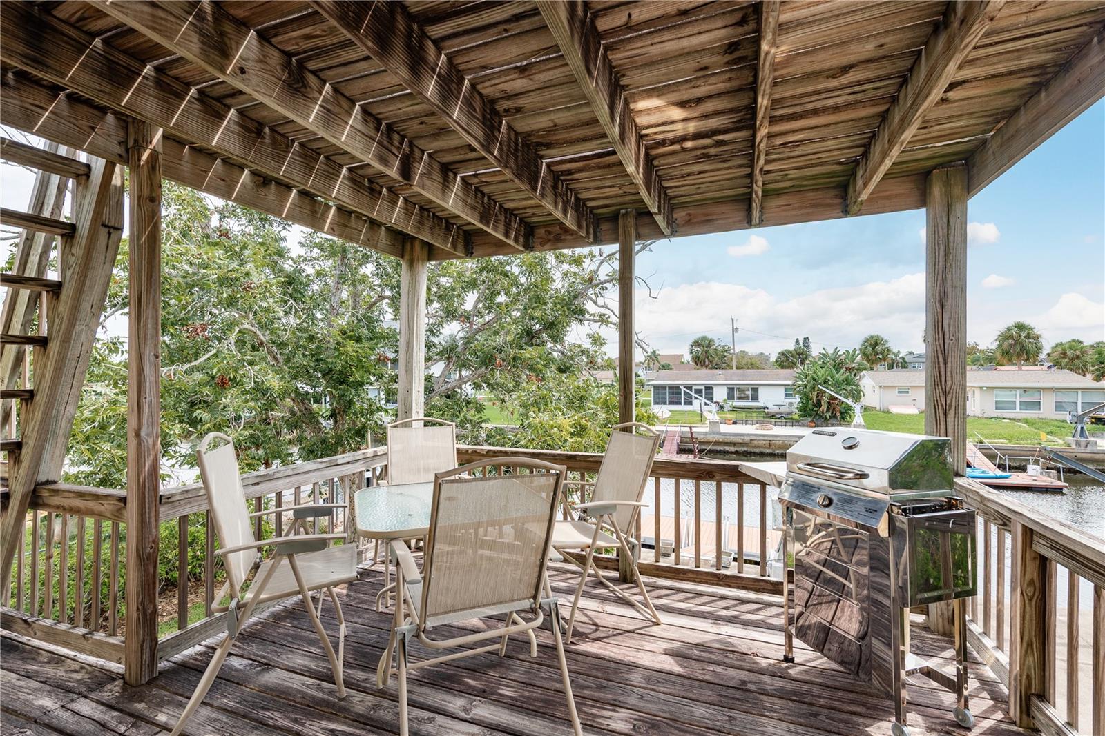 Image 7 of 26 For 7320 Hatteras Drive