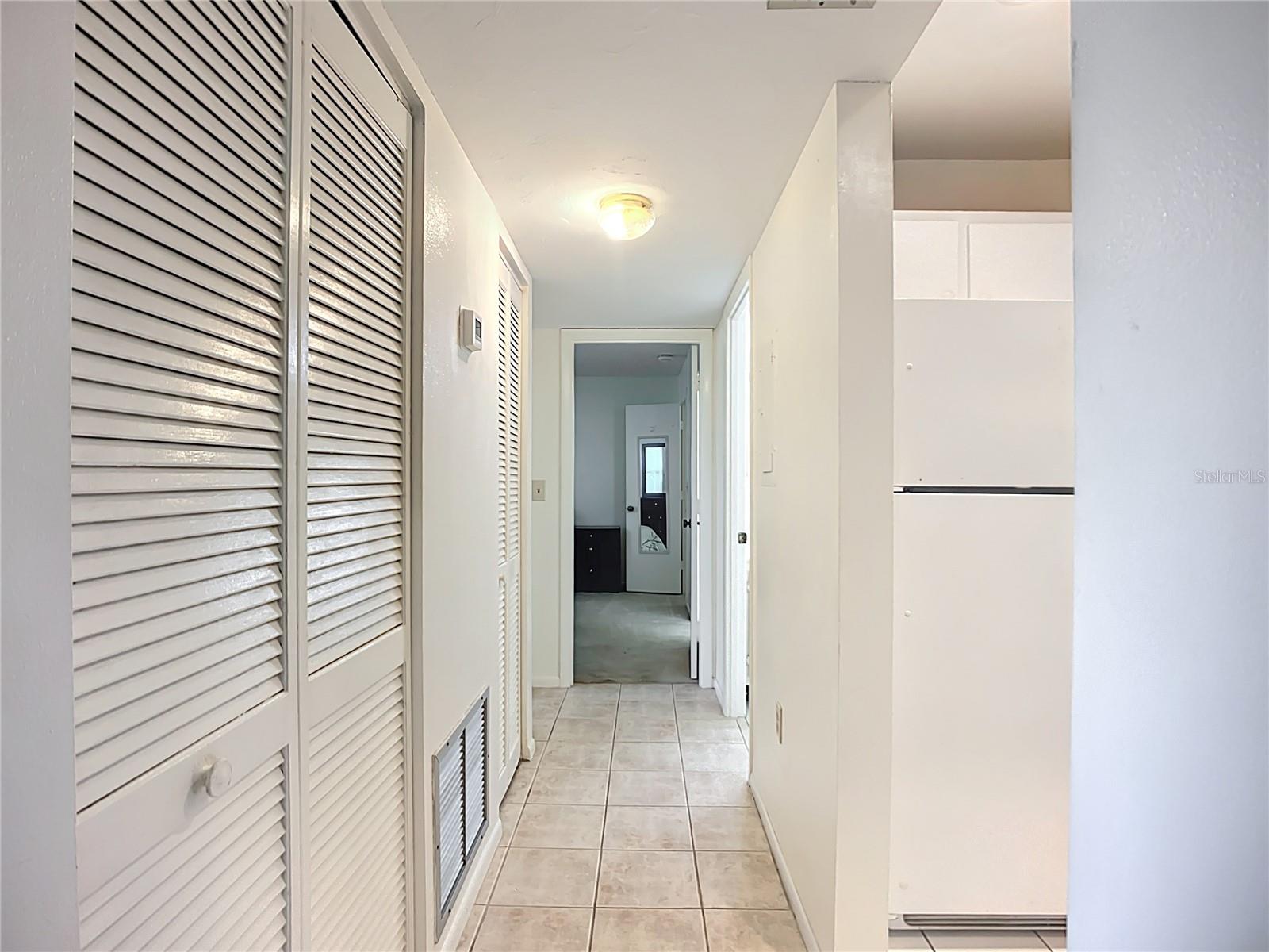 Image 14 of 36 For 3283 Beneva Road 101