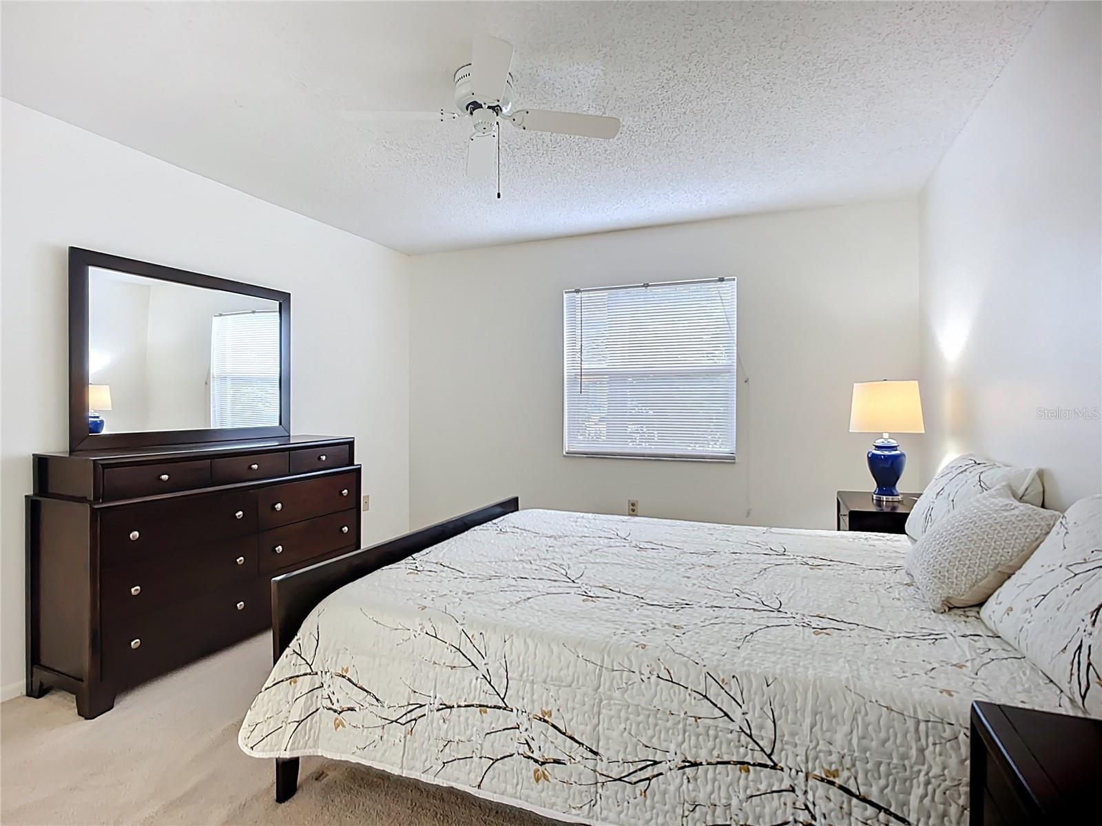Image 16 of 36 For 3283 Beneva Road 101