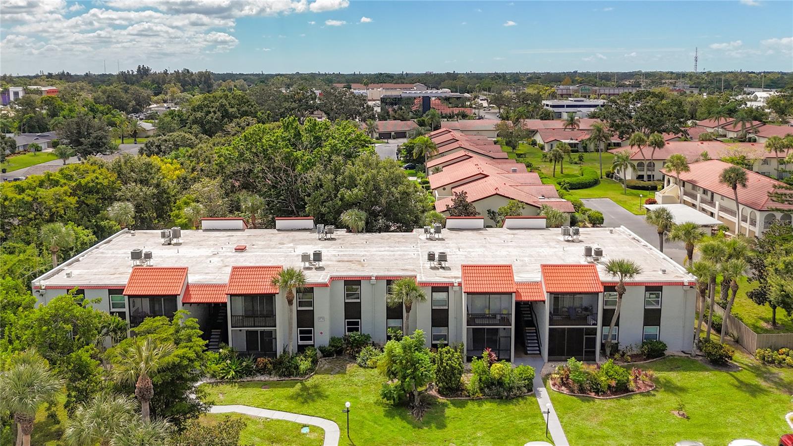Image 2 of 36 For 3283 Beneva Road 101