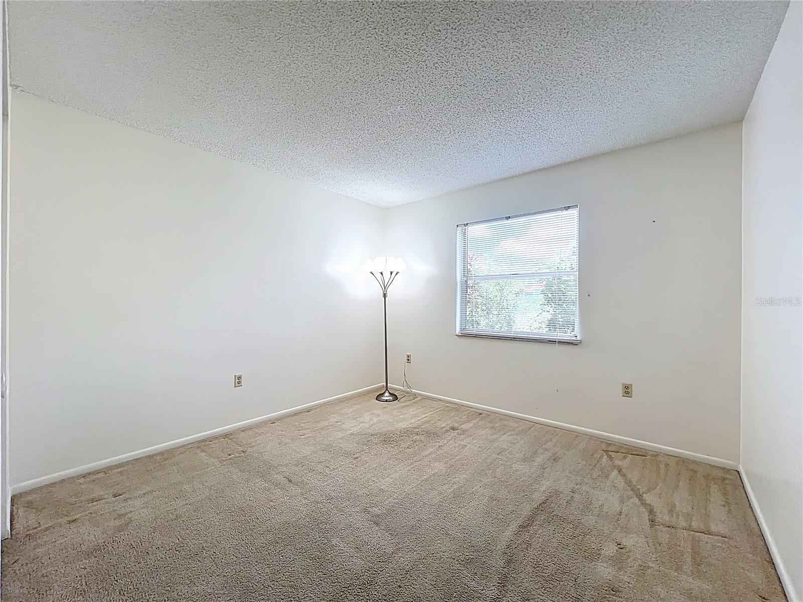 Image 21 of 36 For 3283 Beneva Road 101