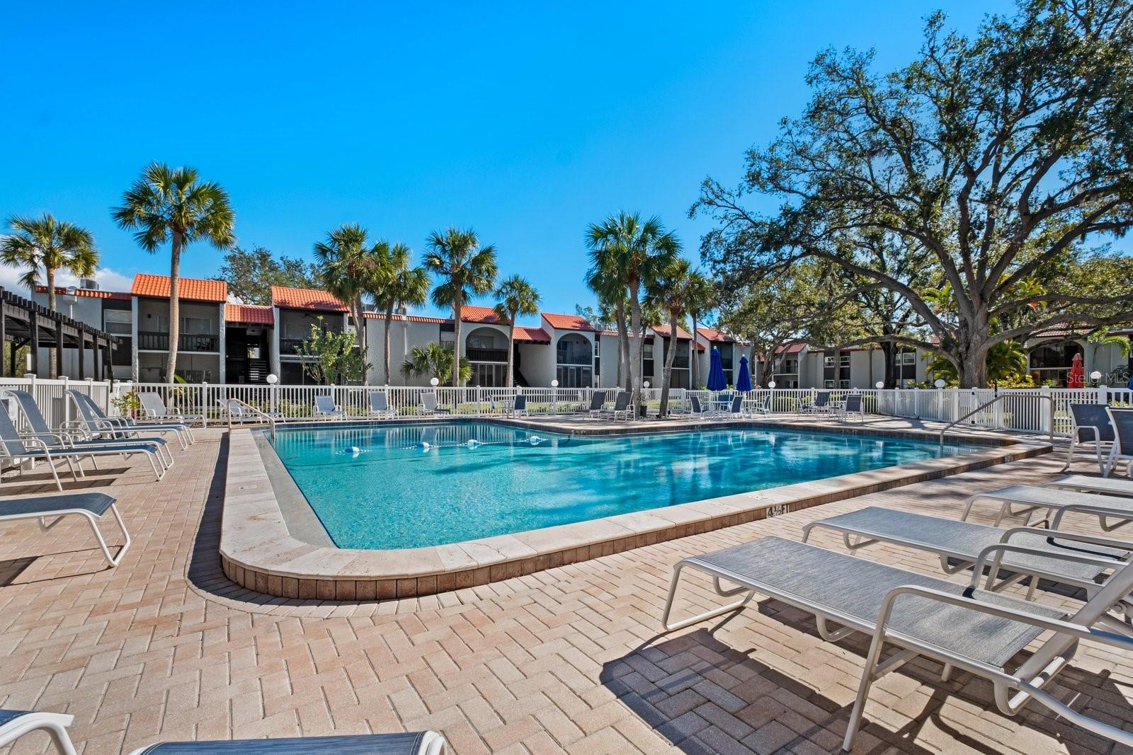 Image 31 of 36 For 3283 Beneva Road 101