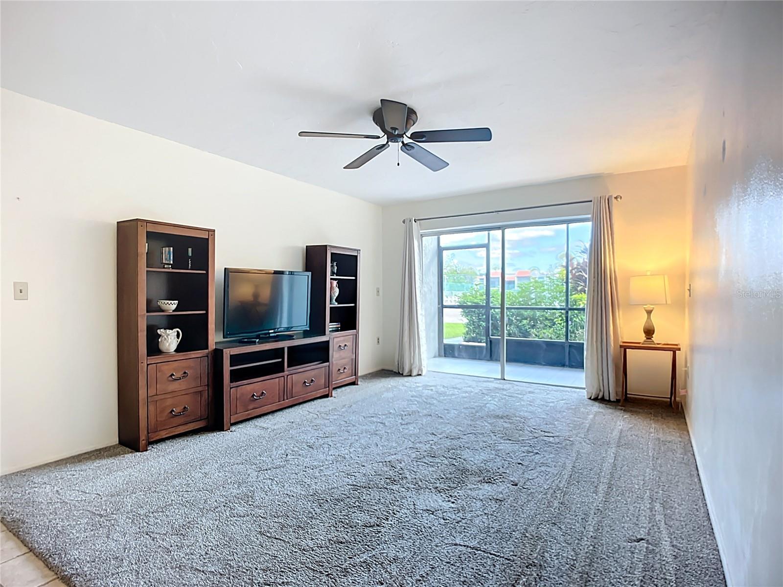 Image 5 of 36 For 3283 Beneva Road 101