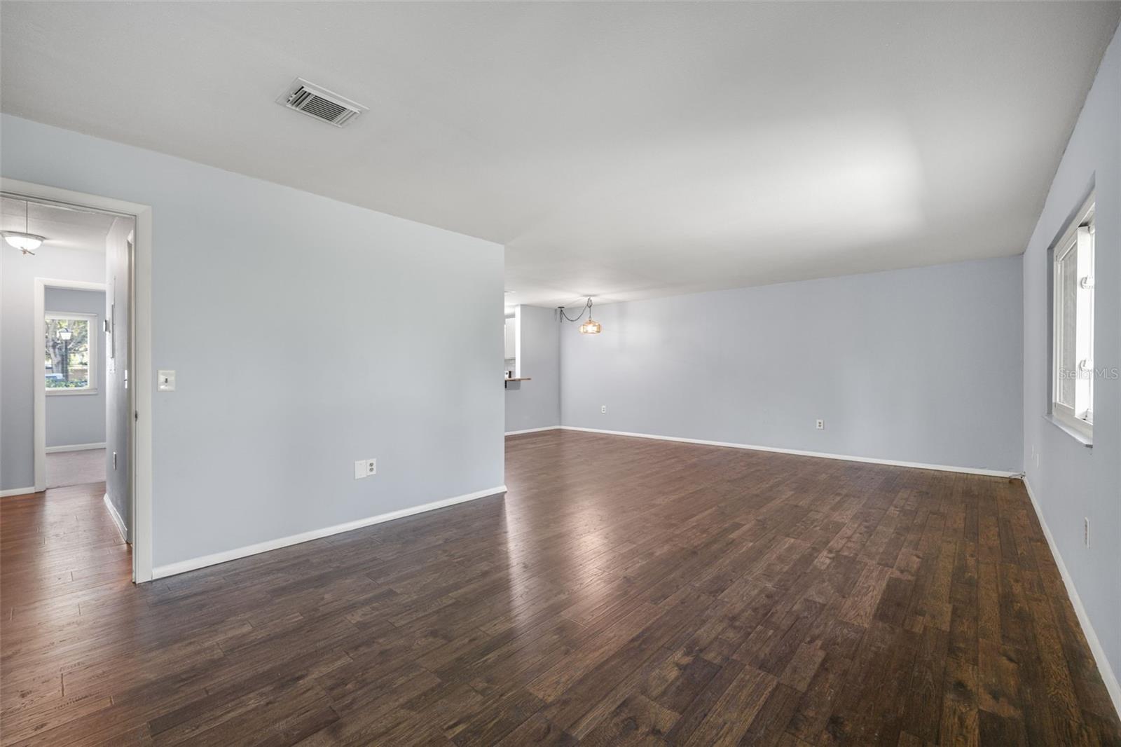 Image 16 of 30 For 4016 Poinciana Court