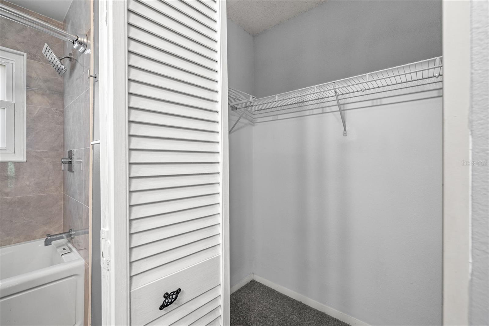 Image 21 of 30 For 4016 Poinciana Court