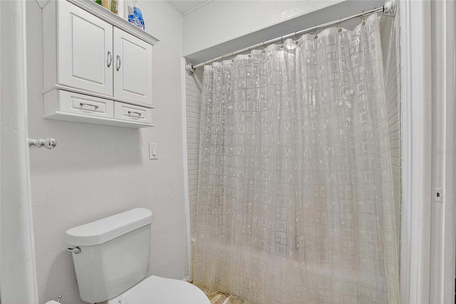 Image 11 of 17 For 8003 Hibiscus Drive 0