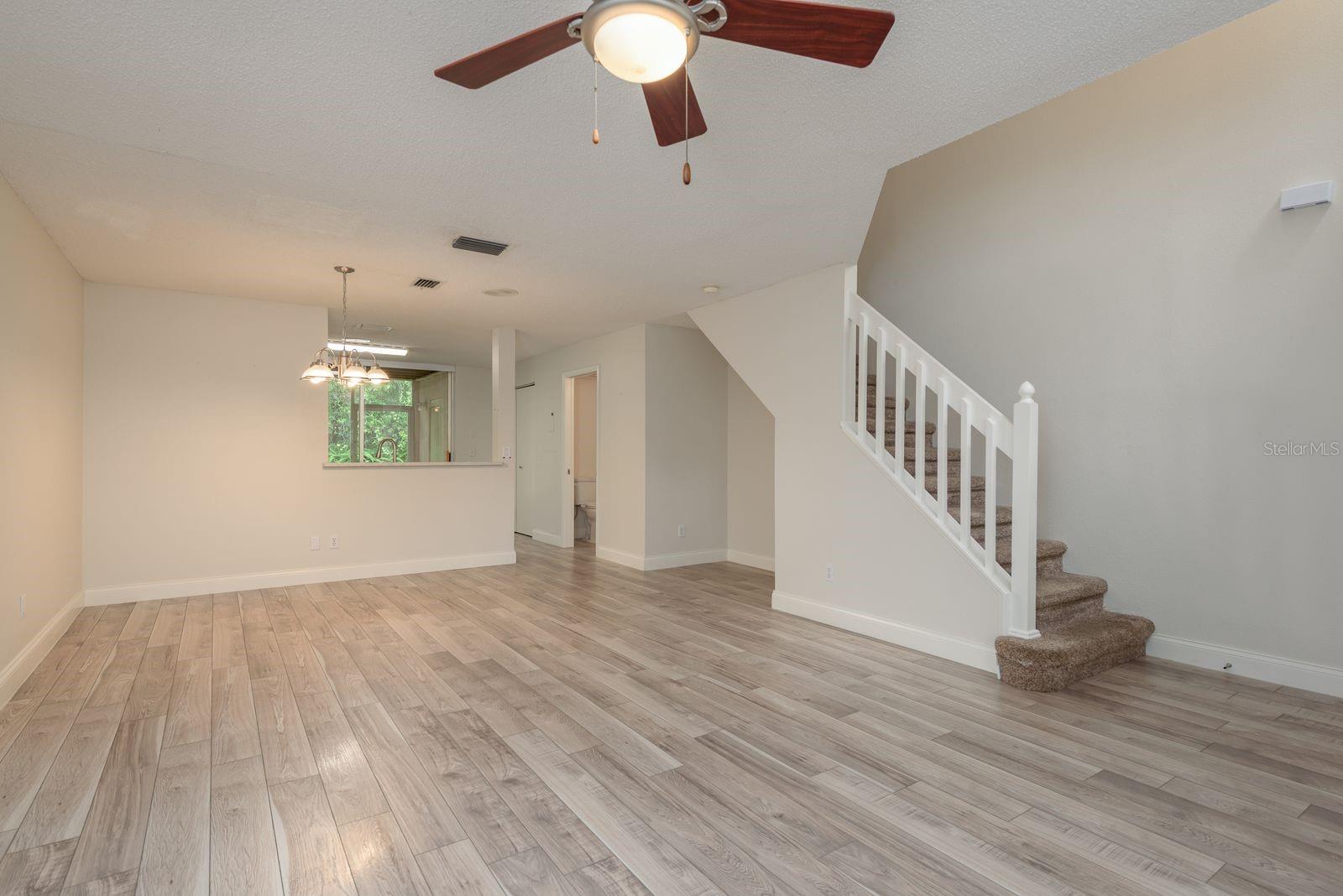 Image 4 of 23 For 4675 Tudor Lane