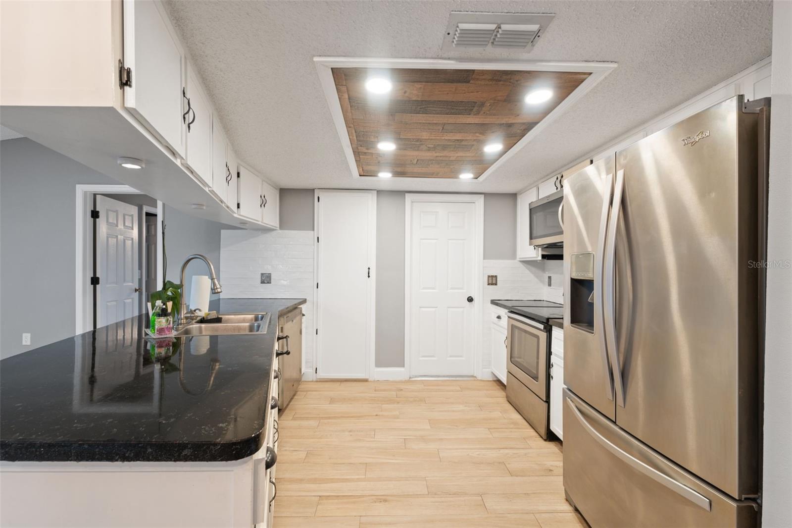 Image 12 of 42 For 6307 Shane Lane