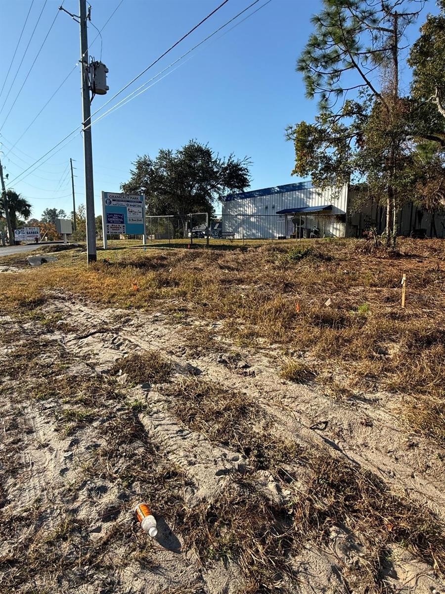 Image 2 of 5 For 13786 Linden Drive