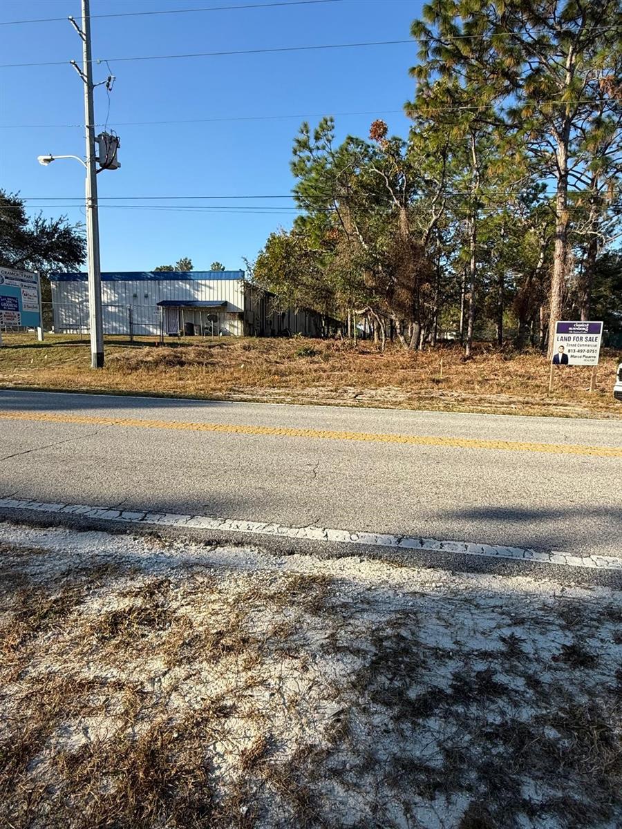 Image 5 of 5 For 13786 Linden Drive