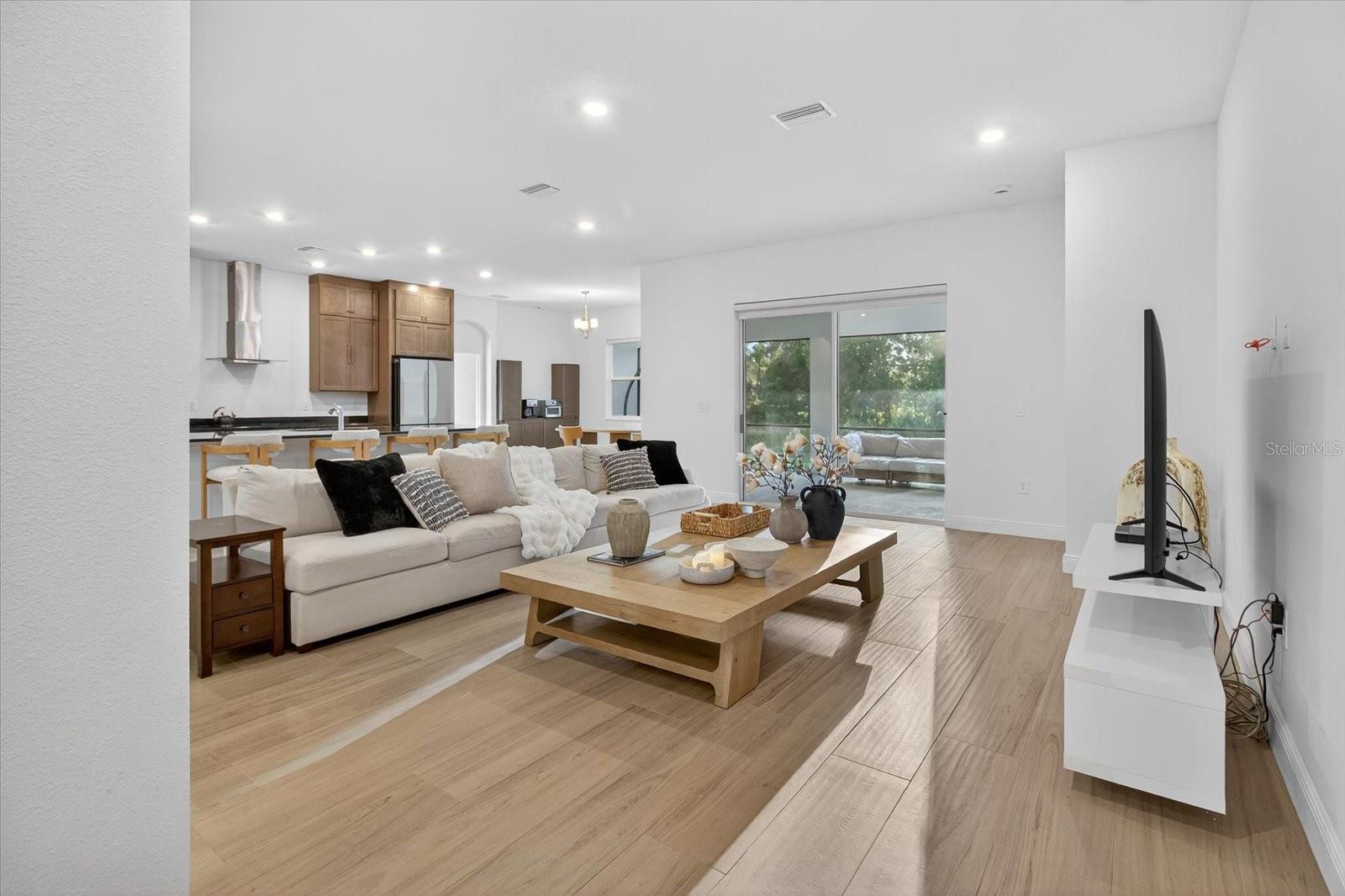 Image 10 of 94 For 1237 Kelsa Anne Drive