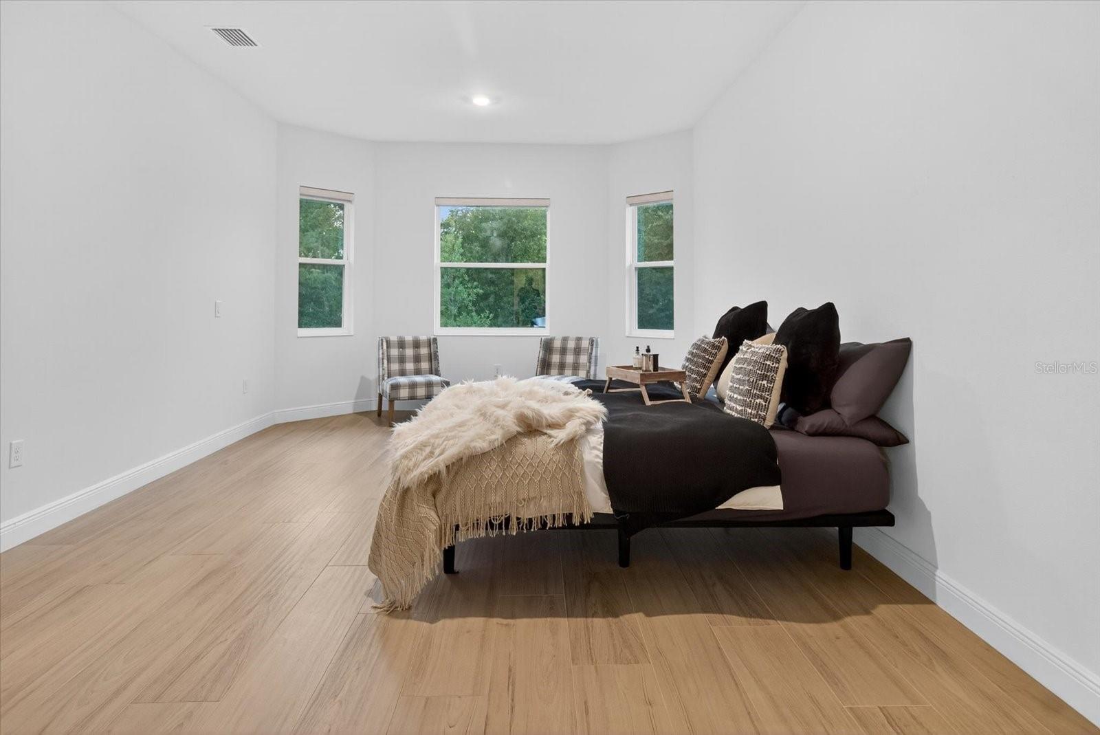 Image 38 of 94 For 1237 Kelsa Anne Drive