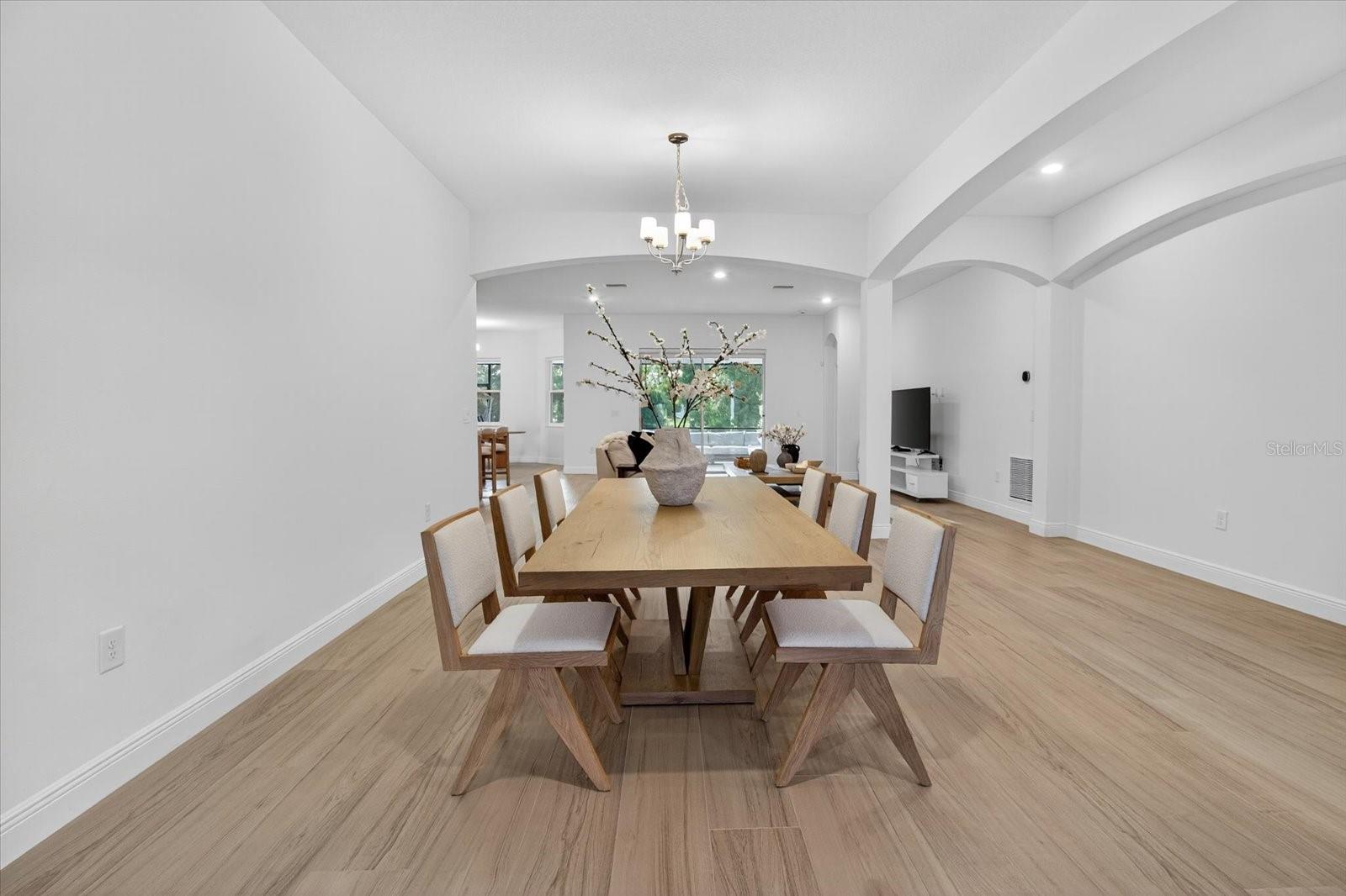 Image 6 of 94 For 1237 Kelsa Anne Drive