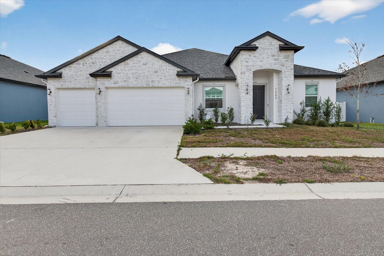Image 77 of 94 For 1237 Kelsa Anne Drive