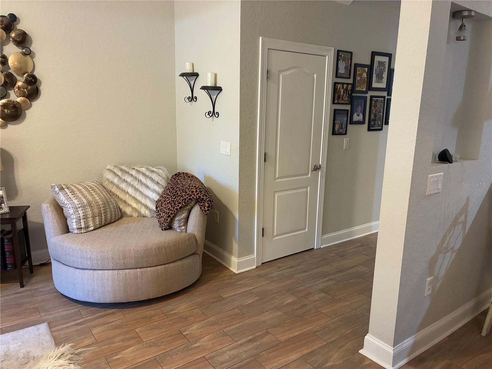 Image 9 of 30 For 7404 Newburns Place 3