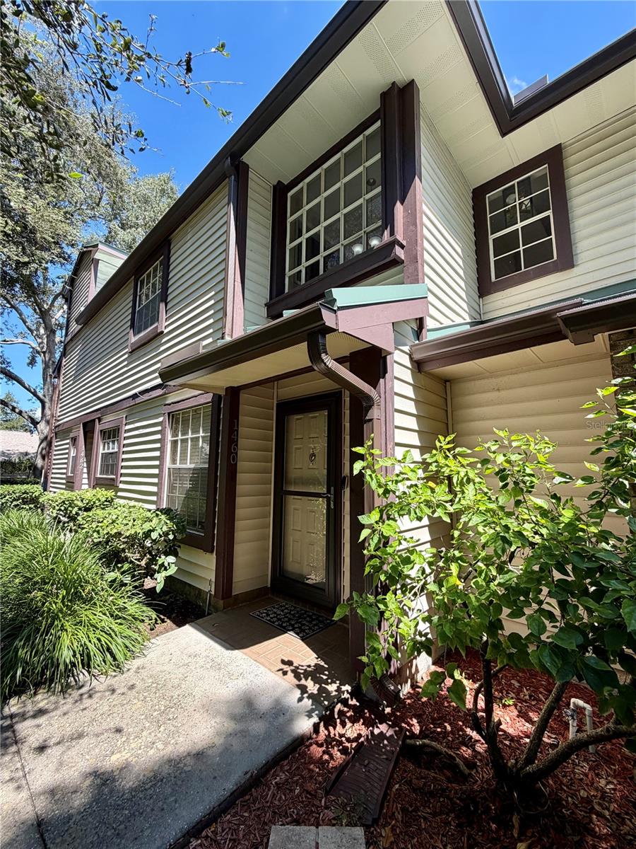 Image 2 of 36 For 1460 Mahogany Lane