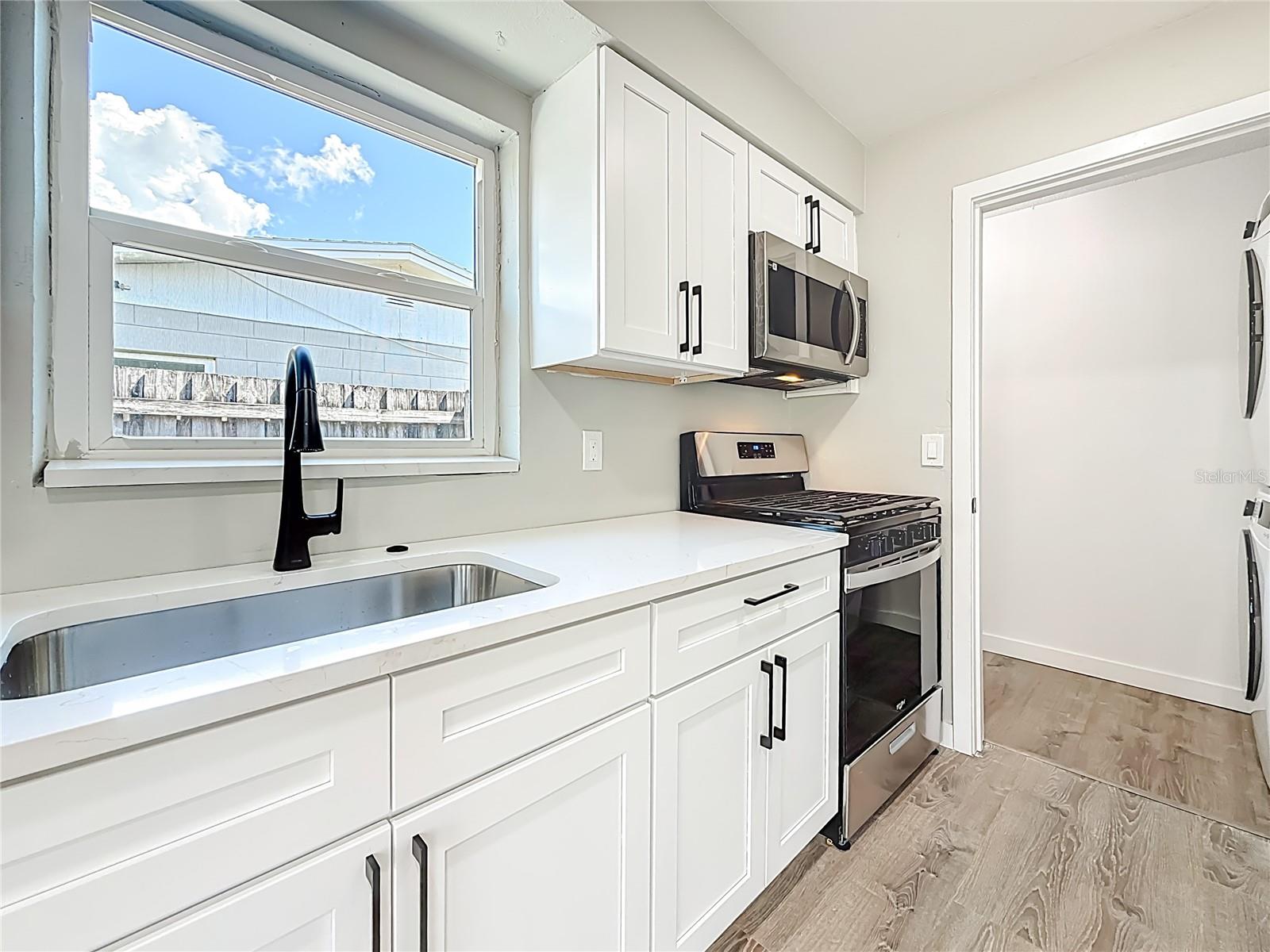 Image 10 of 81 For 5643 86th Avenue N