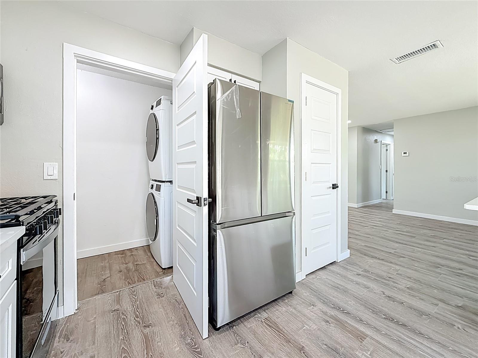 Image 14 of 81 For 5643 86th Avenue N