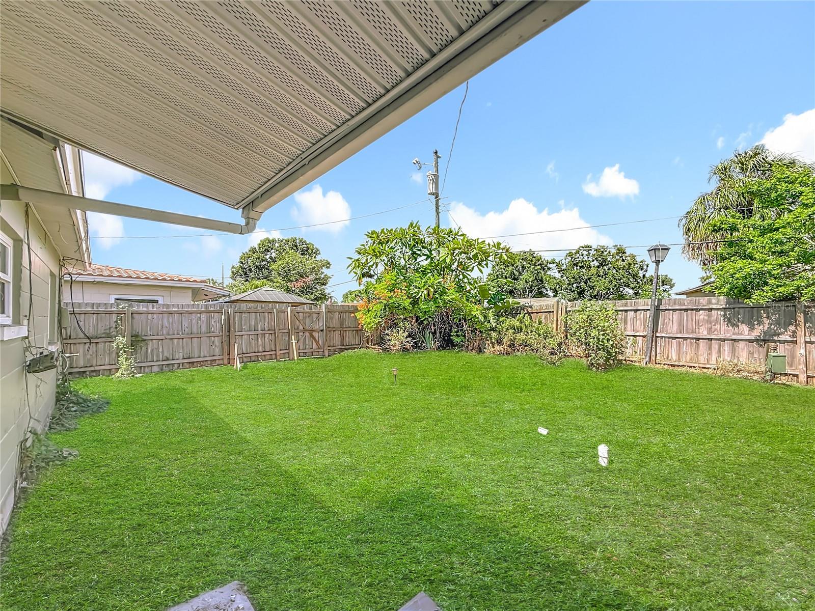 Image 43 of 81 For 5643 86th Avenue N