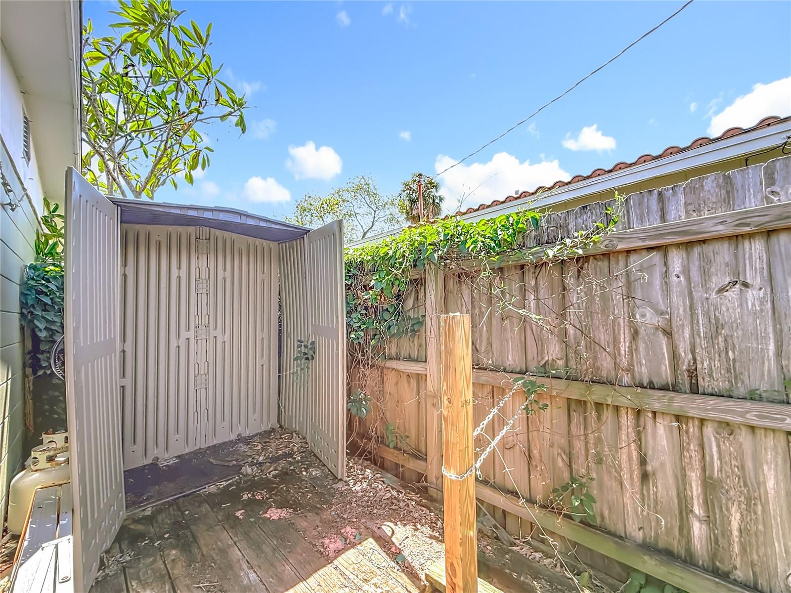 Image 61 of 81 For 5643 86th Avenue N