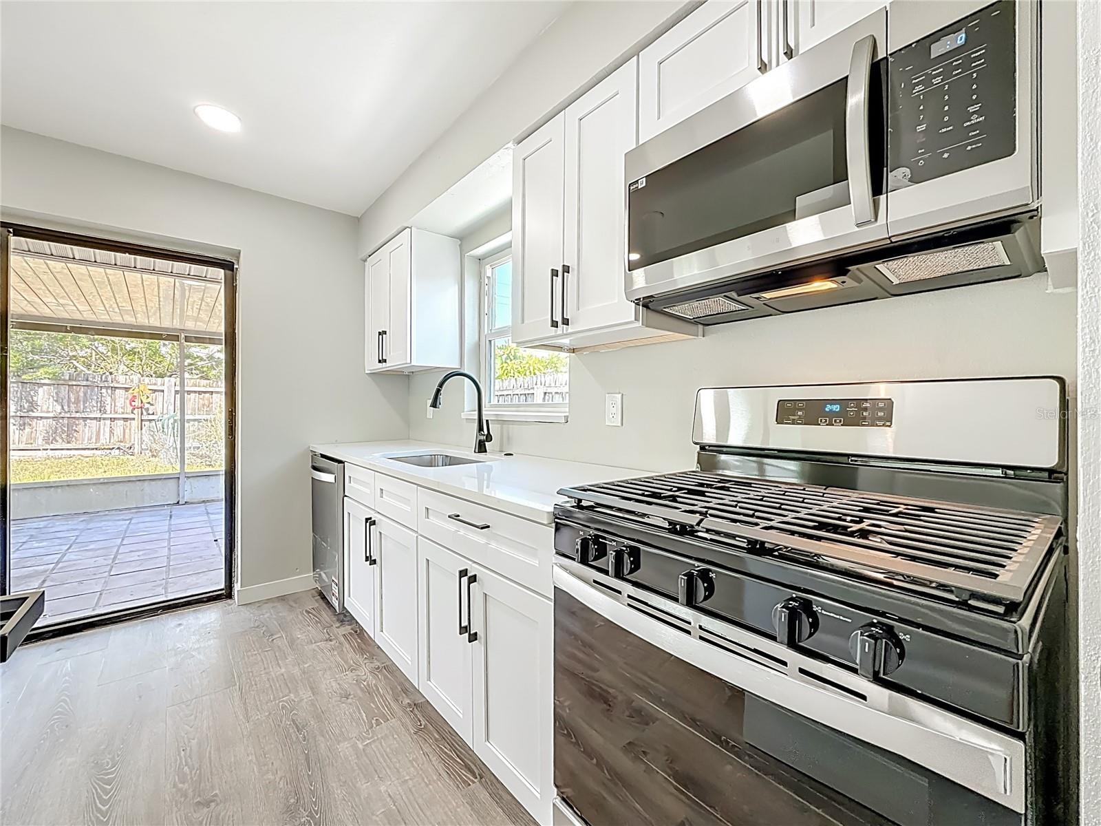 Image 7 of 81 For 5643 86th Avenue N