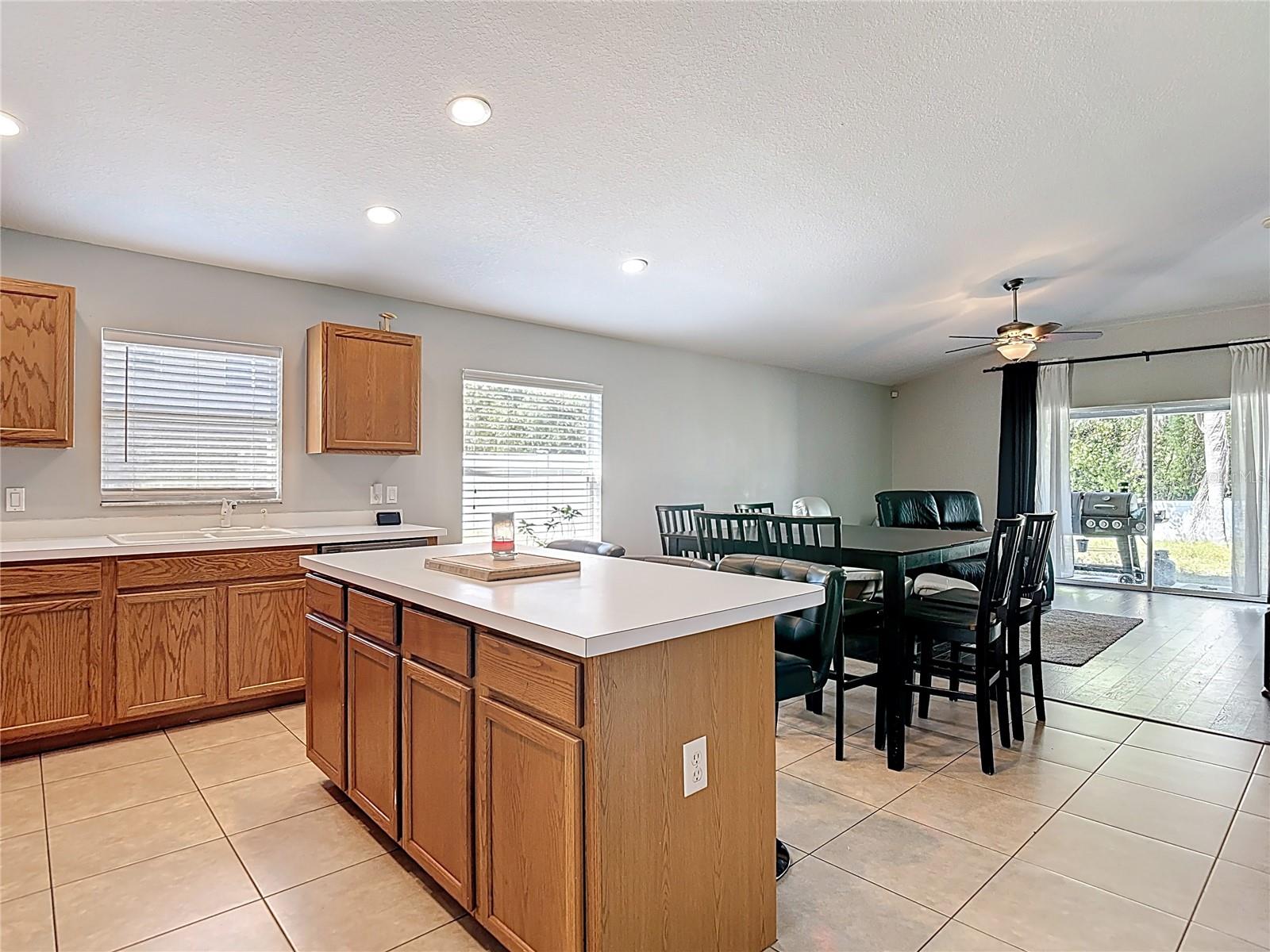 Image 11 of 60 For 12153 Southbridge Terrace