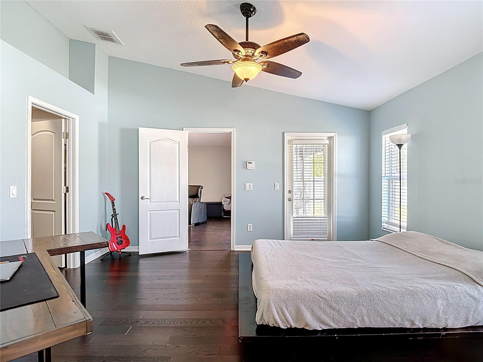Image 31 of 60 For 12153 Southbridge Terrace