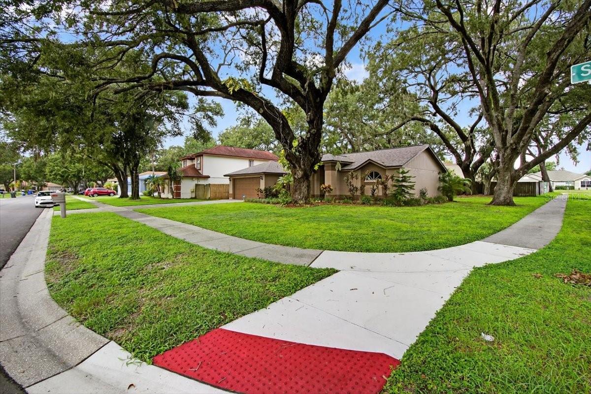 Listing photo id 1 for 1701 Staysail Drive