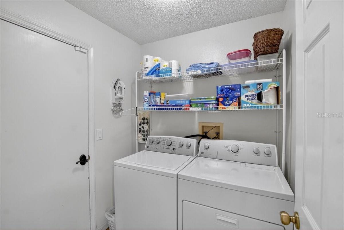 Listing photo id 37 for 1701 Staysail Drive