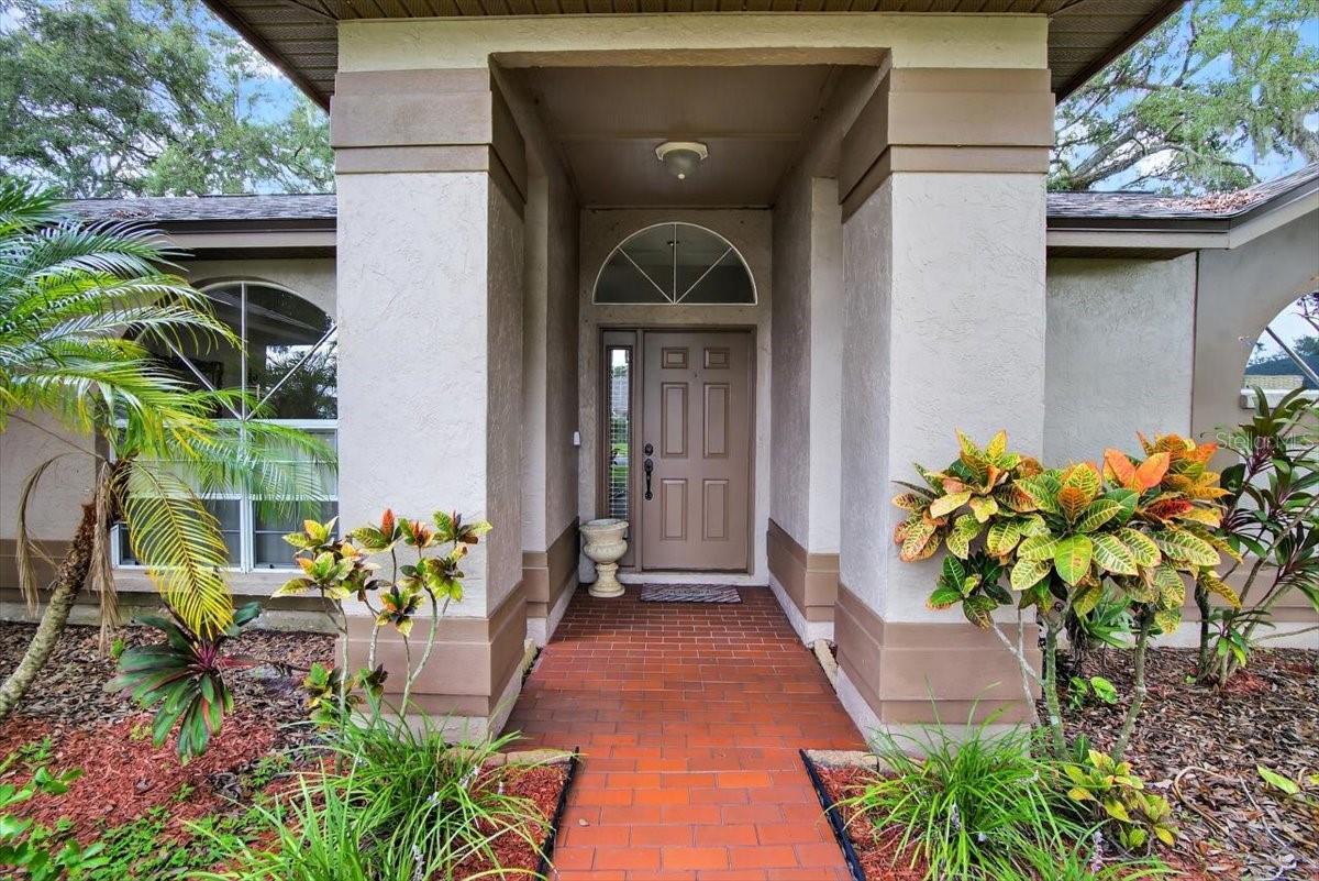 Listing photo id 2 for 1701 Staysail Drive