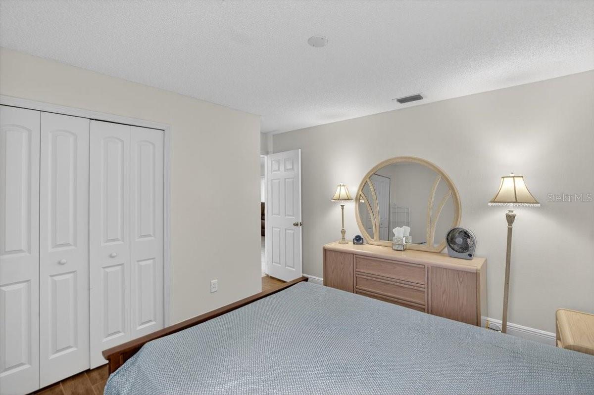 Listing photo id 43 for 1701 Staysail Drive