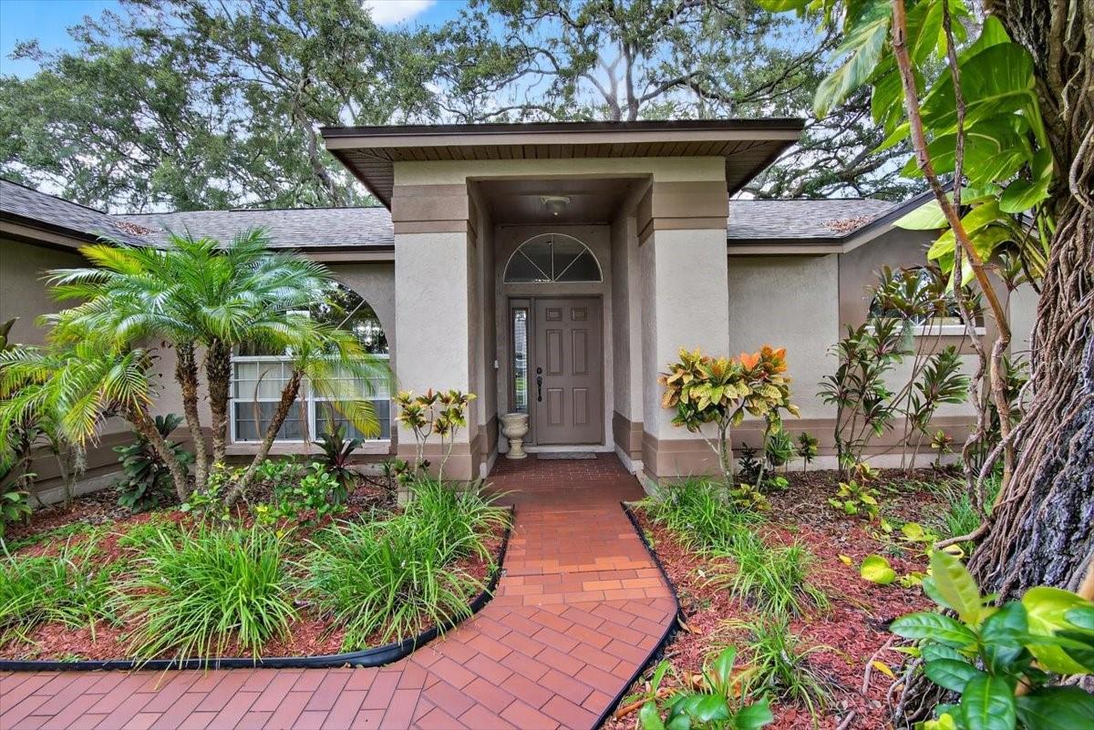 Listing photo id 3 for 1701 Staysail Drive