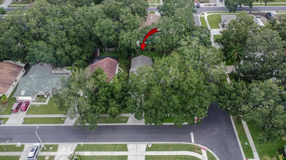 Listing photo id 72 for 1701 Staysail Drive