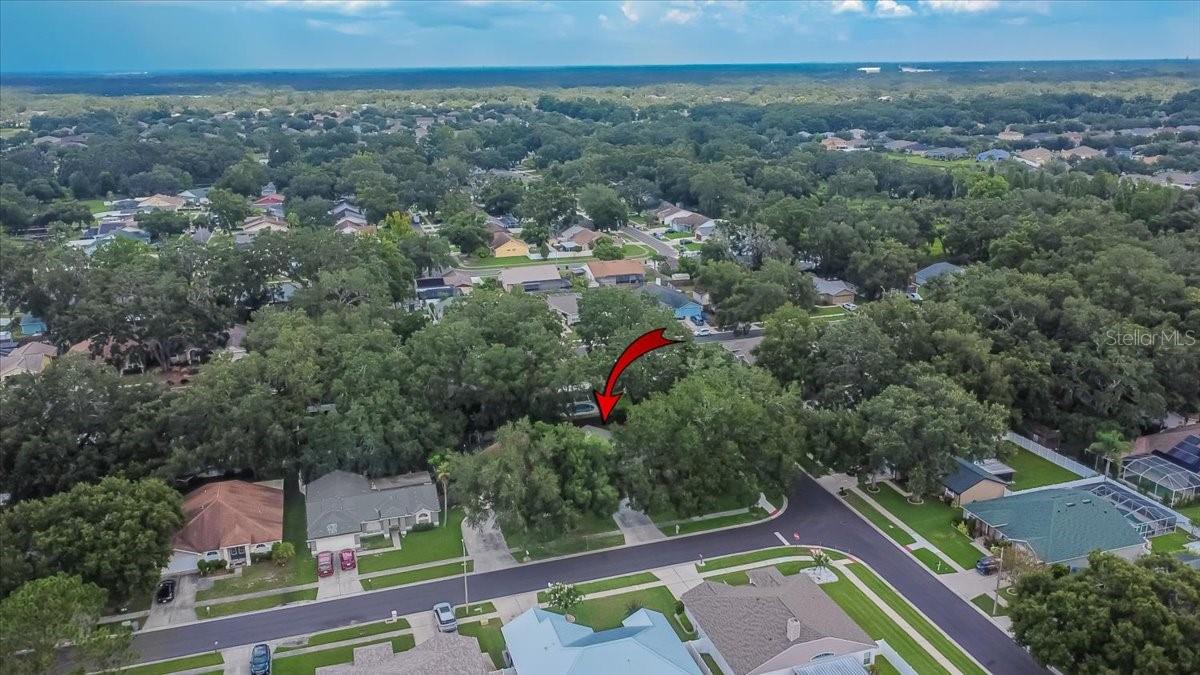 Listing photo id 76 for 1701 Staysail Drive