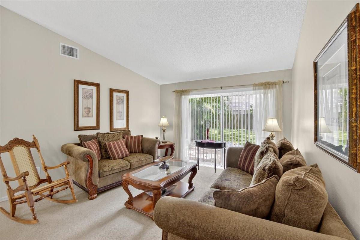 Listing photo id 7 for 1701 Staysail Drive