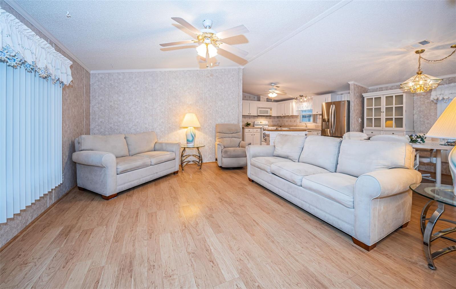 Image 15 of 62 For 3536 Kauna Point Drive