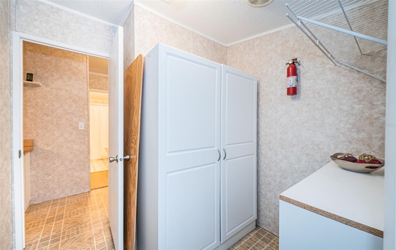 Image 37 of 62 For 3536 Kauna Point Drive