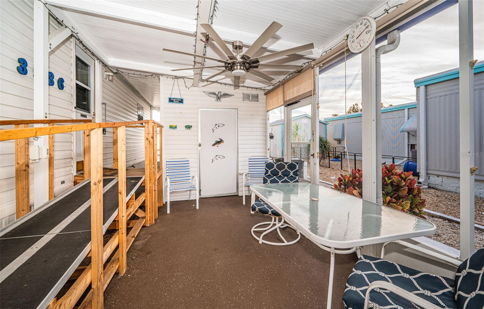 Image 38 of 62 For 3536 Kauna Point Drive