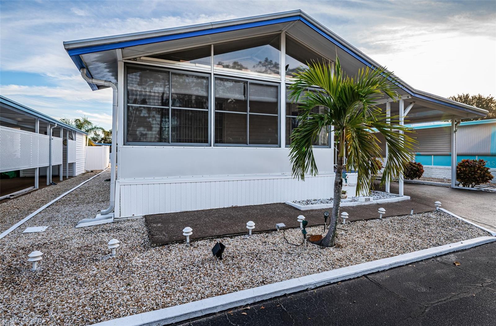 Image 5 of 62 For 3536 Kauna Point Drive