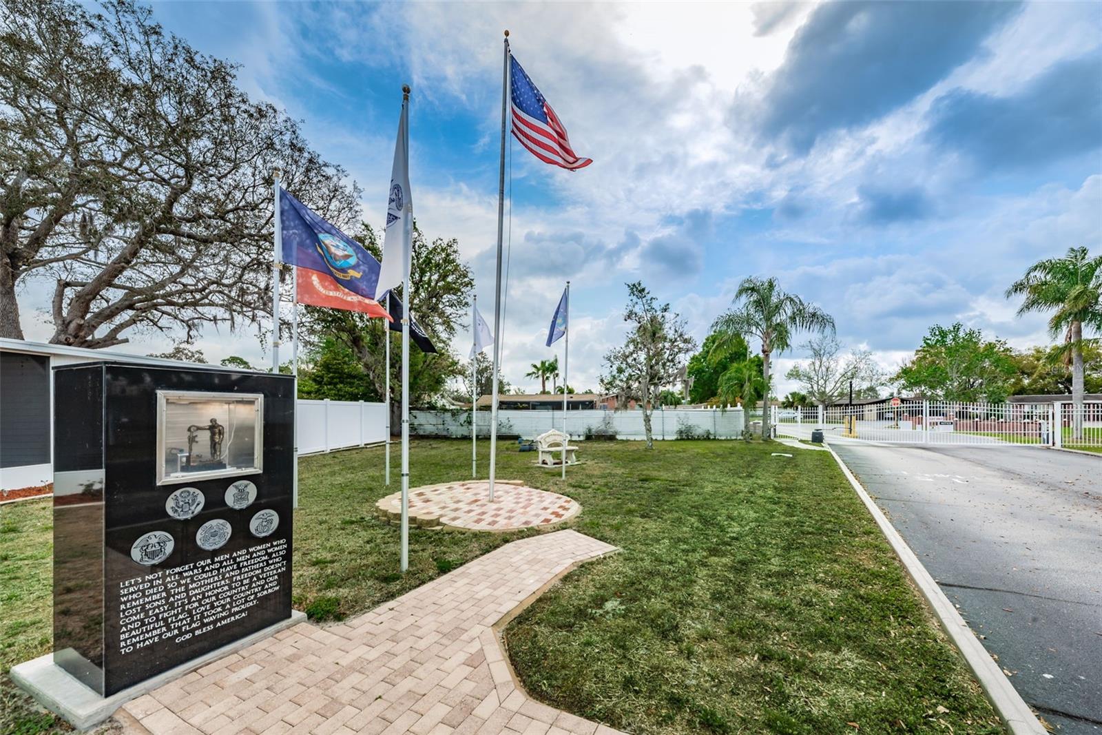 Image 58 of 62 For 3536 Kauna Point Drive