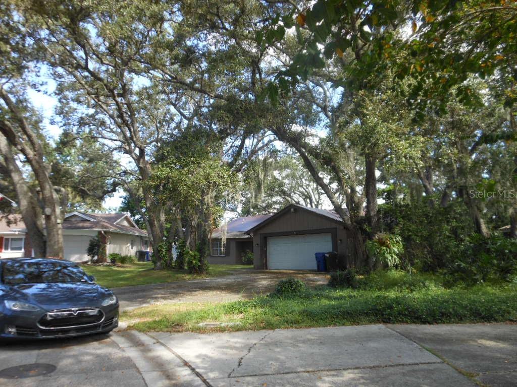 Image 2 of 36 For 1243 Royal Oak Drive