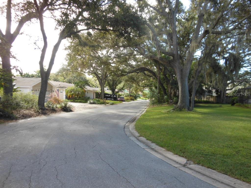 Image 33 of 36 For 1243 Royal Oak Drive